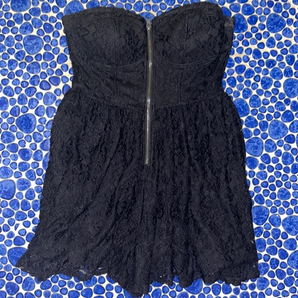 Strapless Black Lacy Romper - Picture 1 of 2